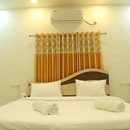 Rudraksh Nagthane Satara Esterno foto