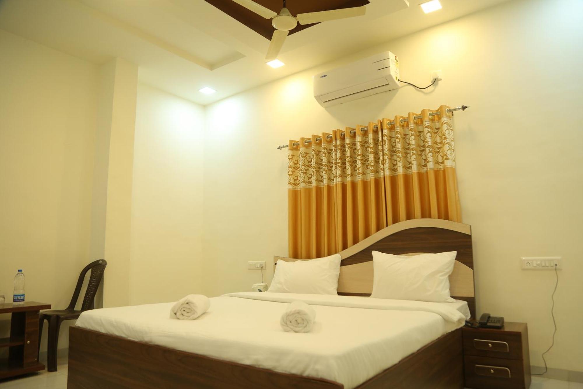 Rudraksh Nagthane Satara Esterno foto