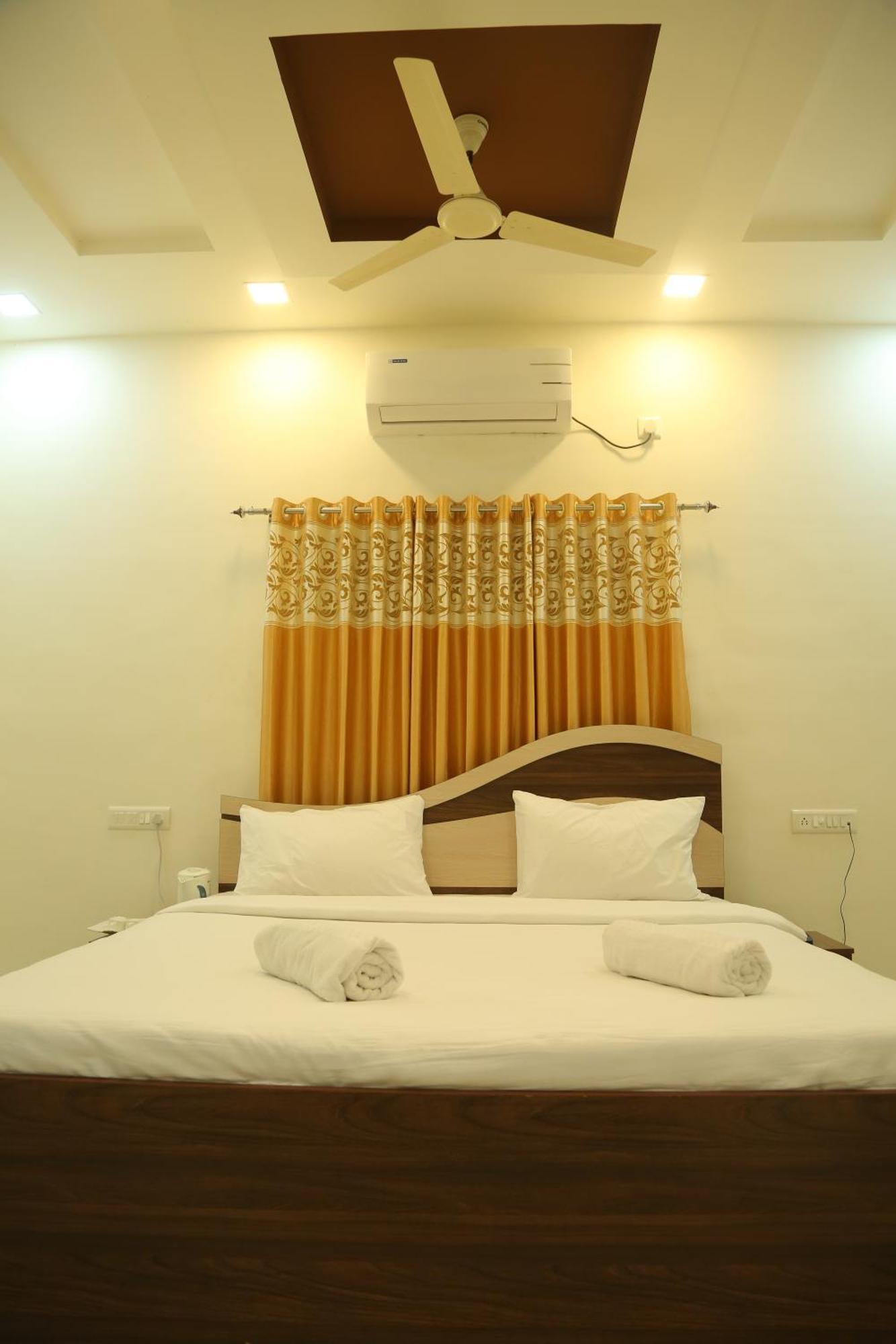 Rudraksh Nagthane Satara Esterno foto