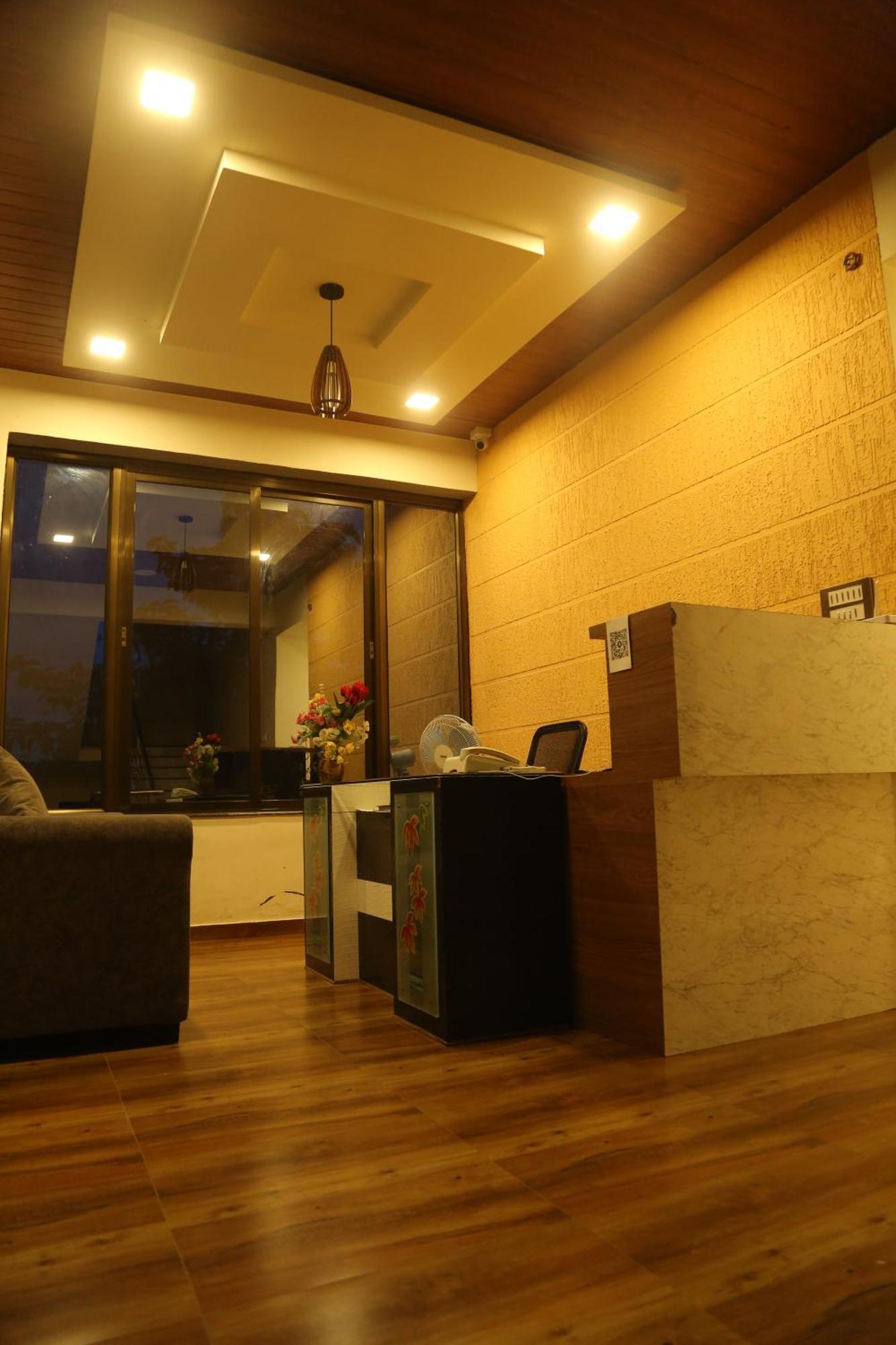 Rudraksh Nagthane Satara Esterno foto